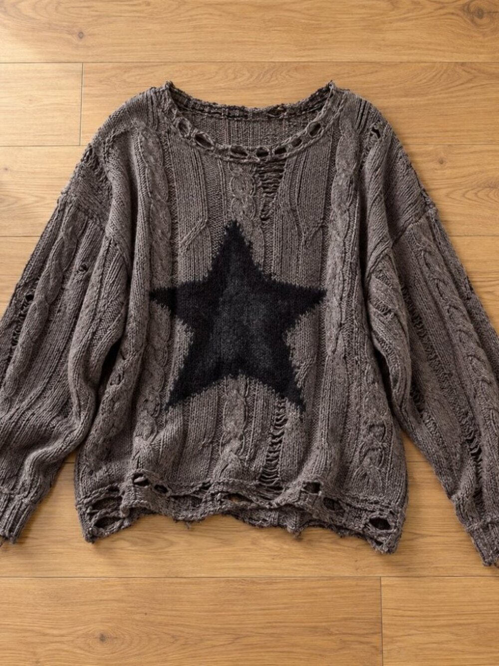 Distressed star knit sweater - oversized grunge washed grey y2k sweater